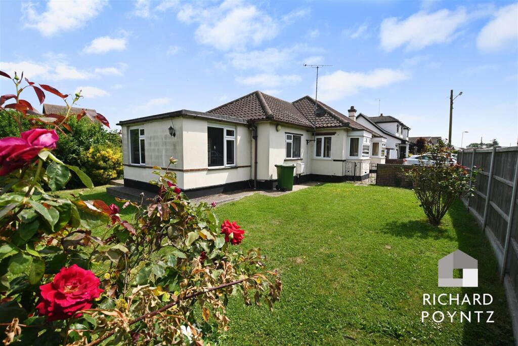 4-bed detached on Bramble Road, Canvey Island, £400,000