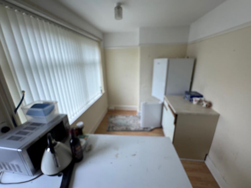 Greenside Crescent, Droylsden, M43 7RB photo 5