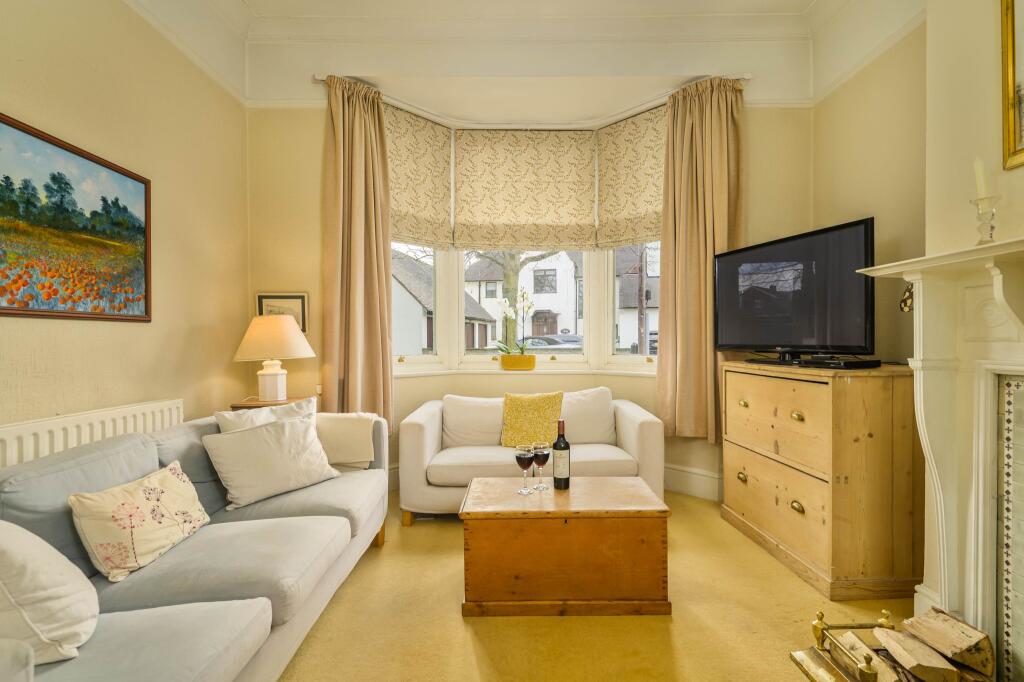 West Lodge, The Balk, Walton, Wakefield photo 4