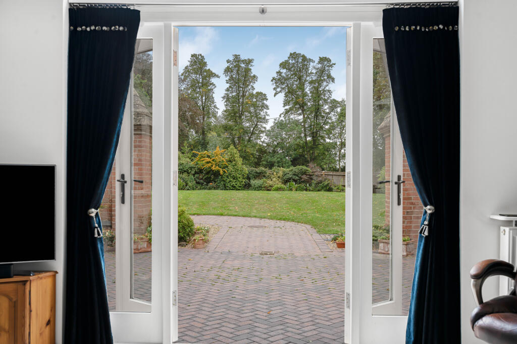 House in Warwick, Eathorpe - View 4