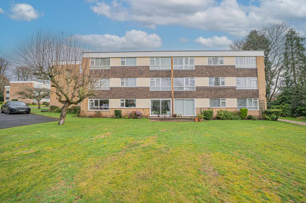 Main image of property: Hampton Lane, Solihull, B91