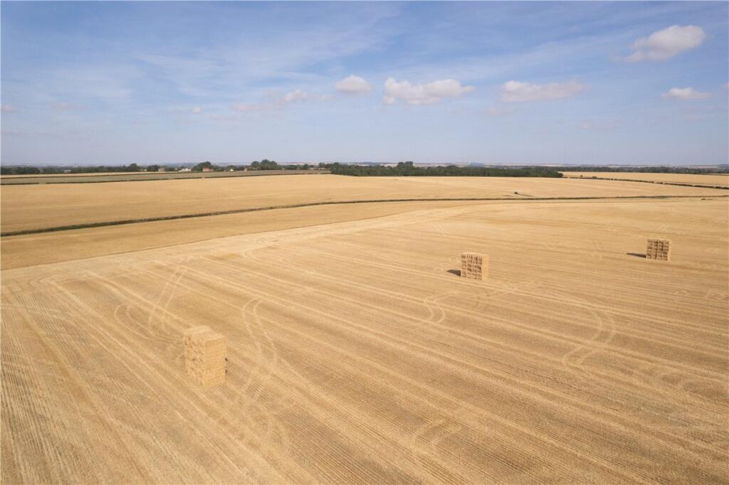Land At Beeford and Foston, Beeford, Driffield, East Riding of Yorkshi, YO25 - View 5