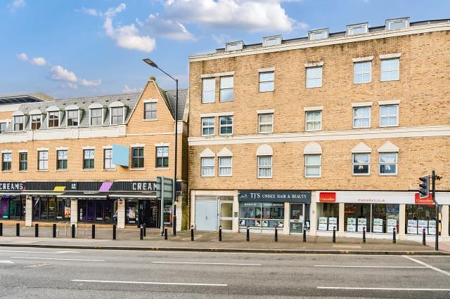 Main image of property: High Street, Slough, SL1