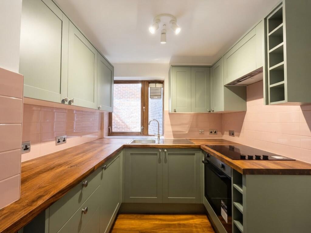 Apartment in Luton - View 2