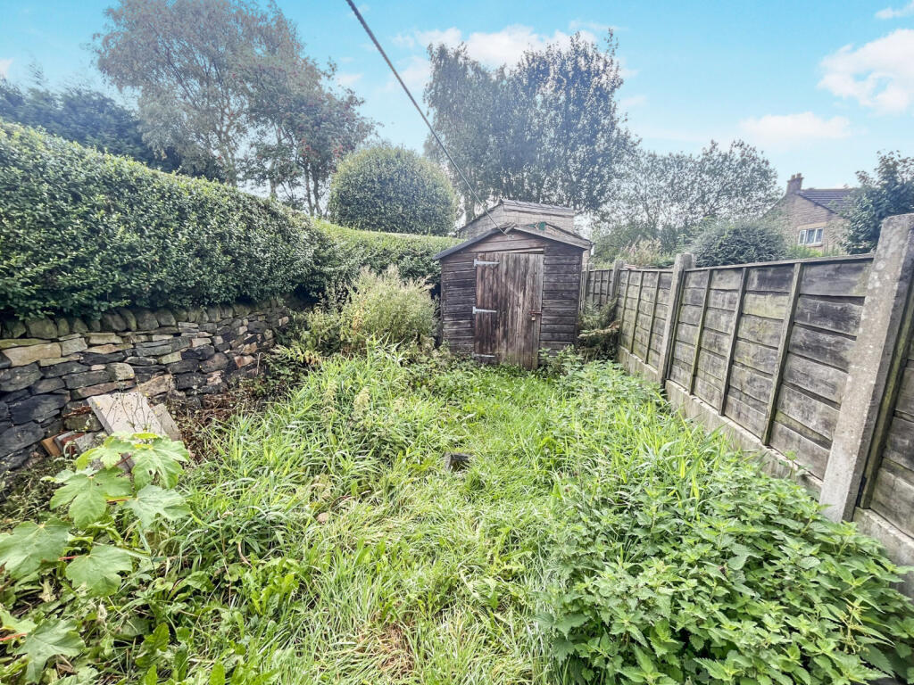 House in High Peak, Hadfield - View 5