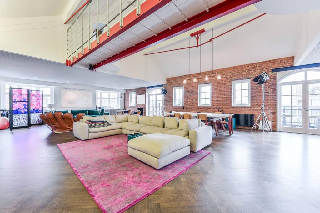 Main image of property: Battersea High Street, SW11, Battersea, London, SW11