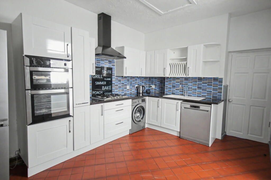 House in Abertridwr, Aber Valley - More