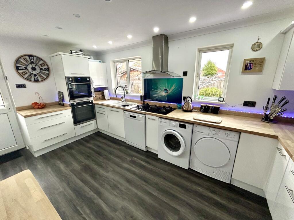 Additional image 7 of Gainsborough Way, Yeovil, BA21