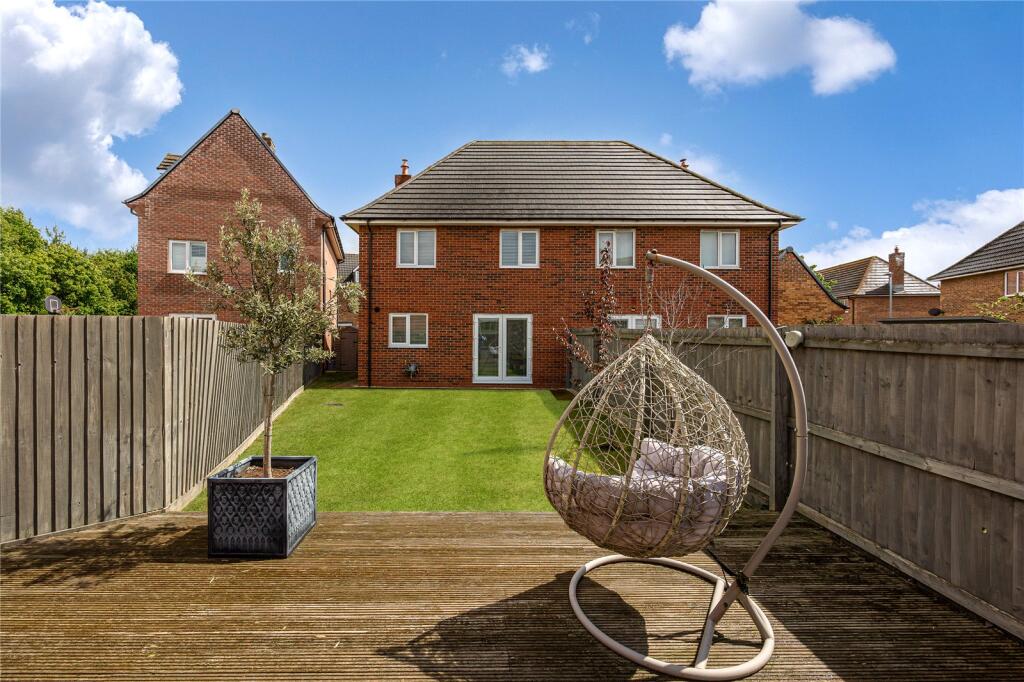 Hoffman Walk, Stewartby, Bedfordshire, MK43 photo 5