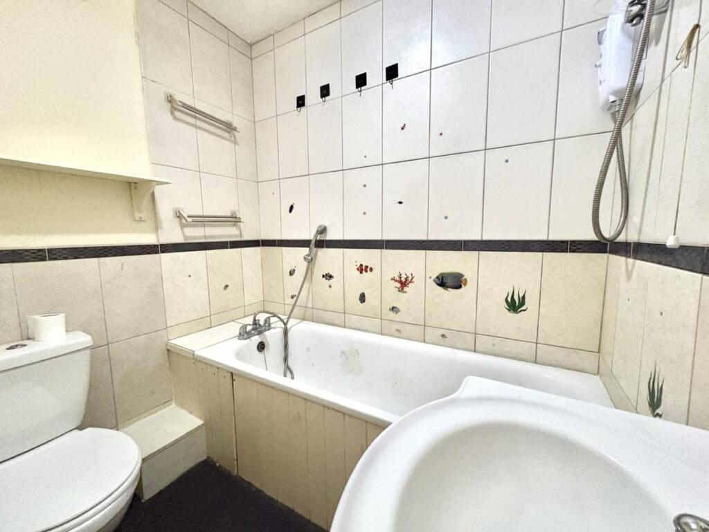 Apartment in London, Cowley - More