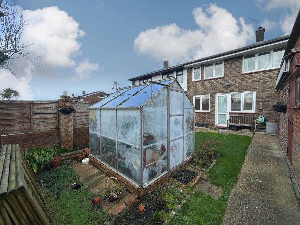 House in Havant, Hampshire - View 5