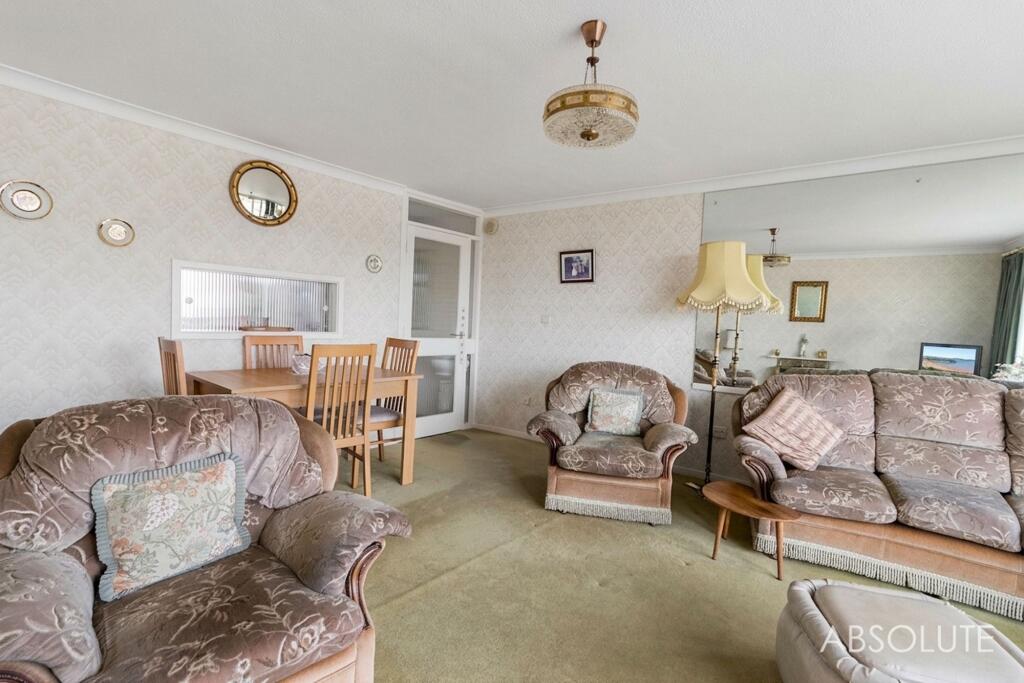 Apartment in Torquay, Torbay - View 5