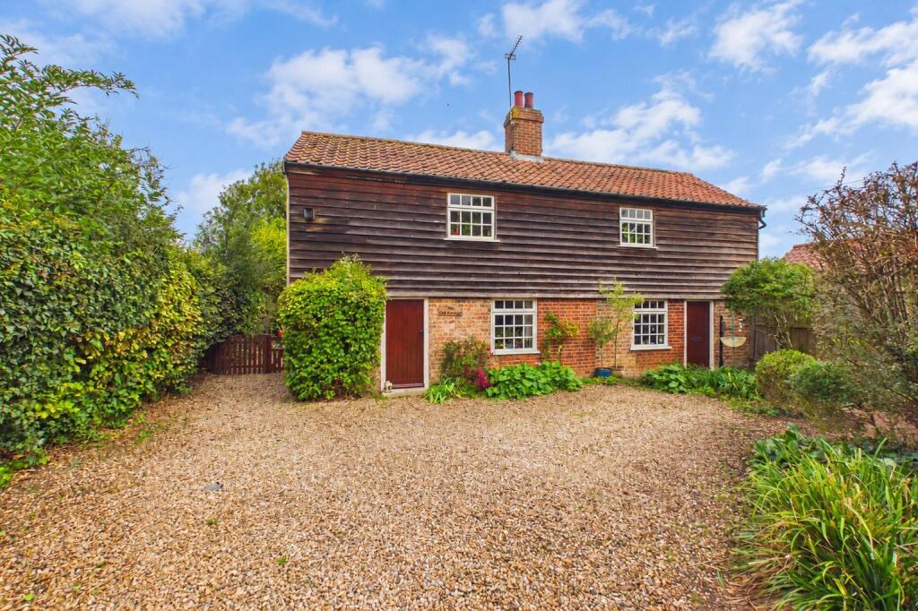 2-bed detached on Weston Longville, Norwich, £400,000