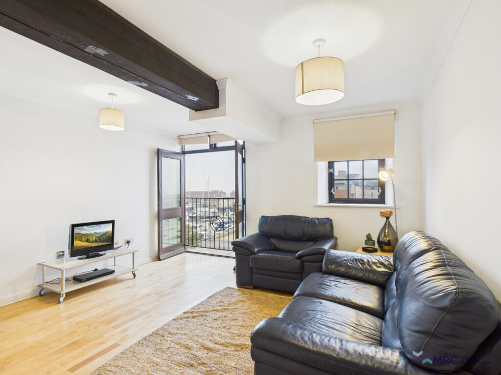 Main image of property: Warehouse 13, HU1