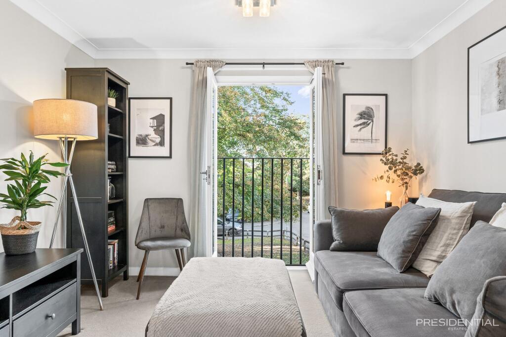 Apartment in Ilford - View 5