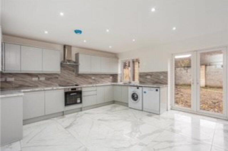 Wingate Road, Luton - View 3