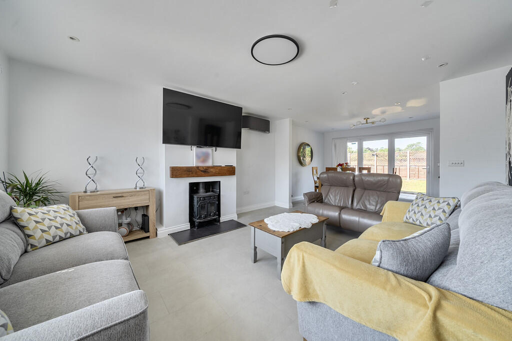 House in Speen - View 2