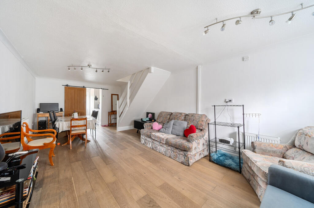 Main image of property: Bayleaf Avenue, Woodhall Park, Swindon, SN2