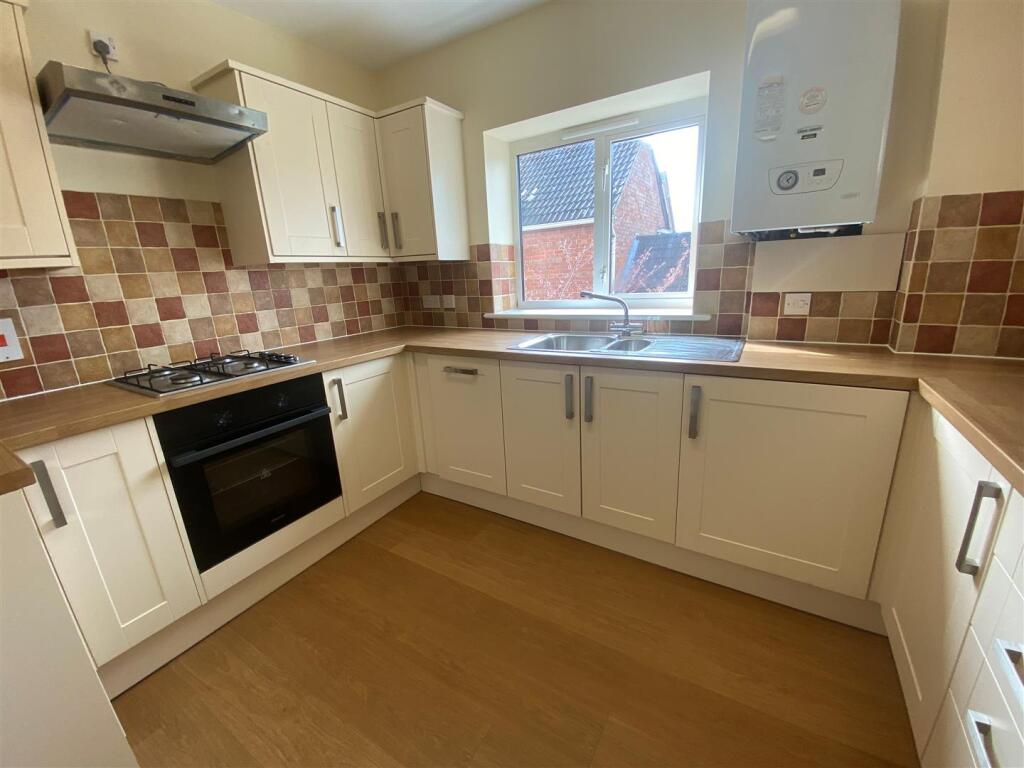 Wharf Road, Gnosall, Stafford photo 2