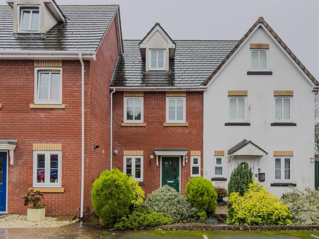 Main image of property: Oakfield Mews, Cwmbran