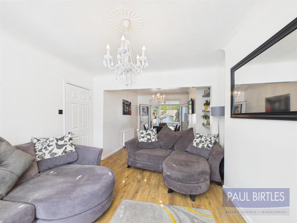 Balmoral Avenue, Flixton, Trafford, M41 9DU - Widok 4