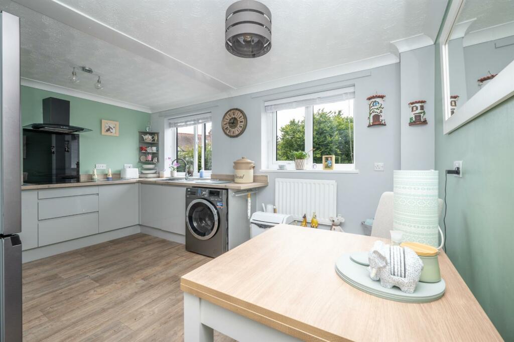 Additional image 2 of Chestnut Walk, Henley-In-Arden