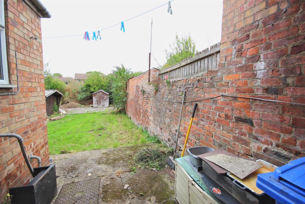 Hornsea Road, Aldbrough photo 4