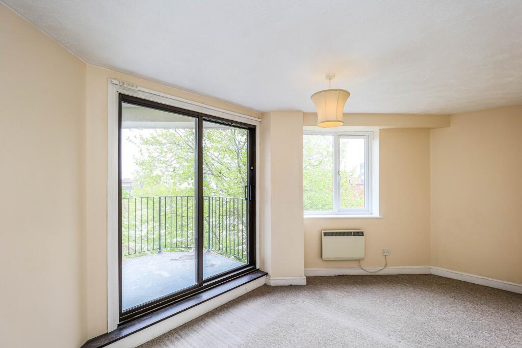 Apartment in Portsmouth - View 5
