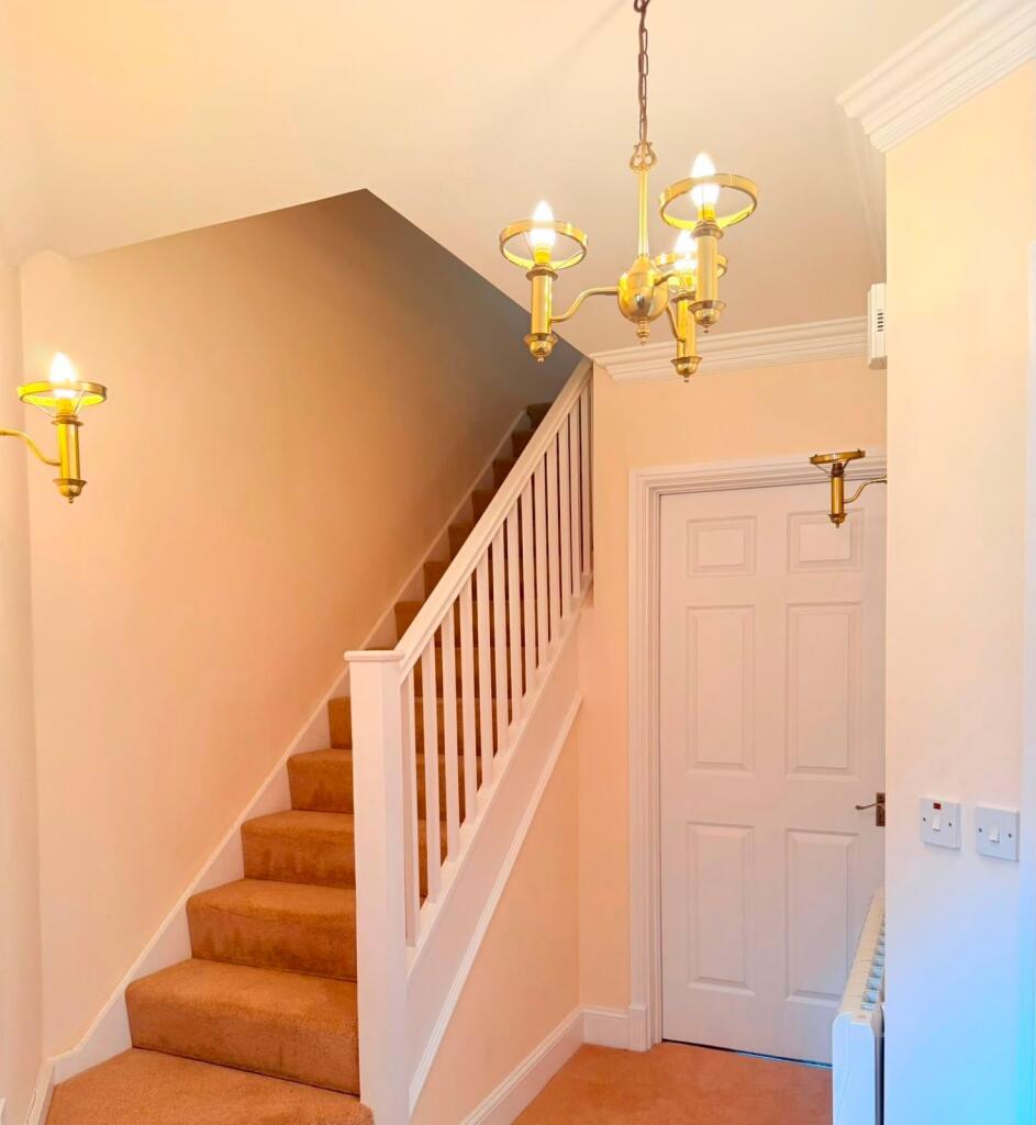 Bushell Drive, Solihull, West Midlands, B91 - More
