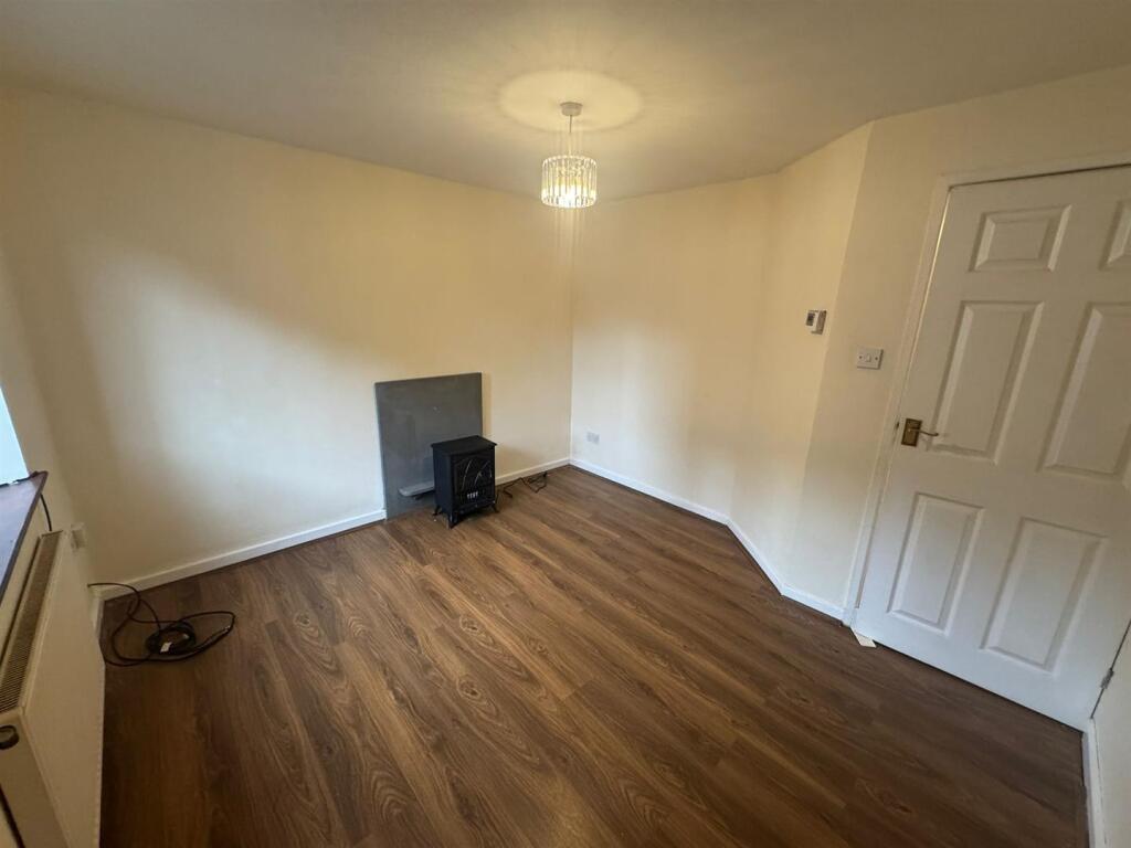 Additional image 2 of Gordon Street,Cross Roads