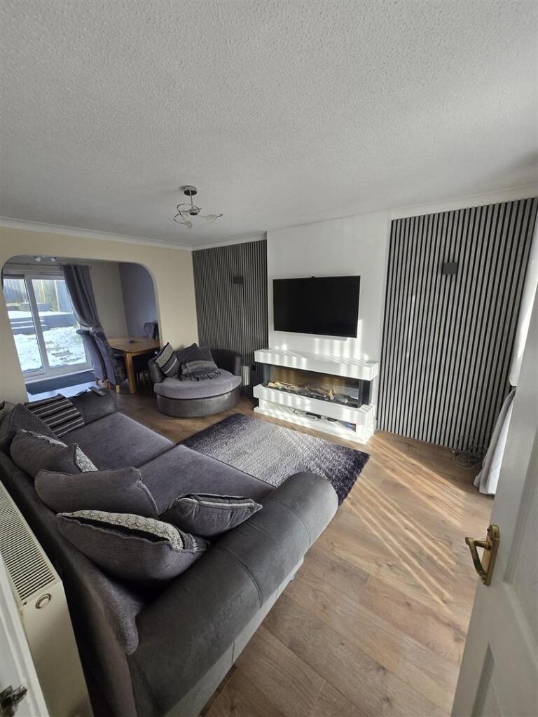Additional image 2 of Chartwell Drive, Bradford