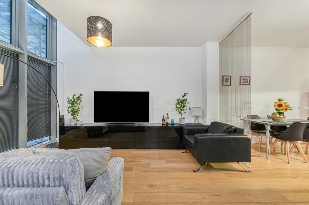 Apartment in London - View 5