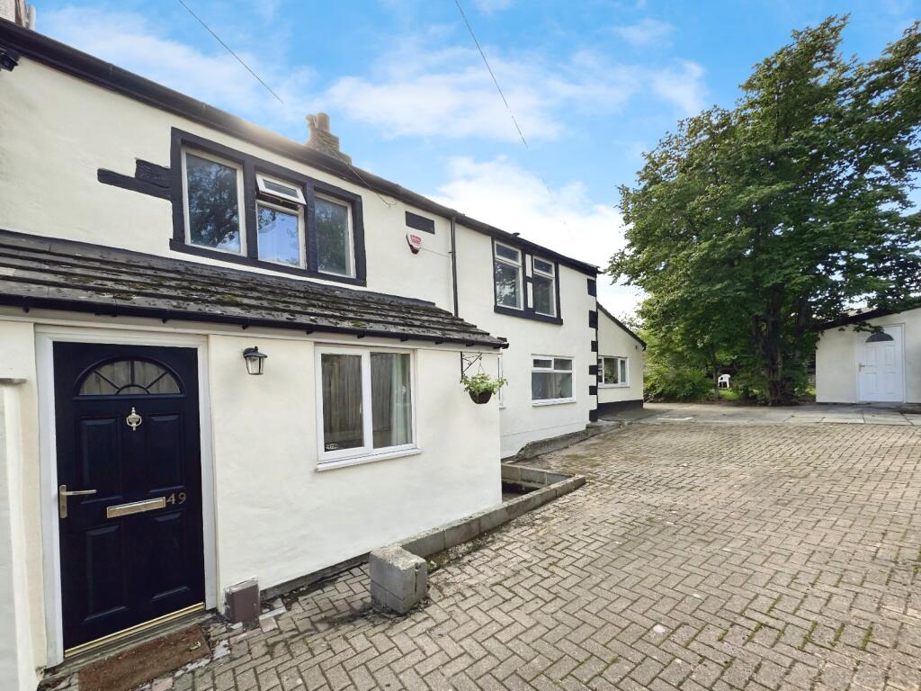 Main image of property: Bradford Road, Cleckheaton, BD19