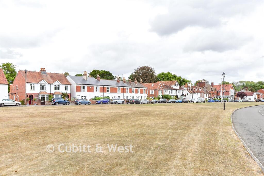 House in East Hampshire, Rowlands Castle - View 2