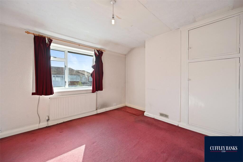 House in Southall - View 5