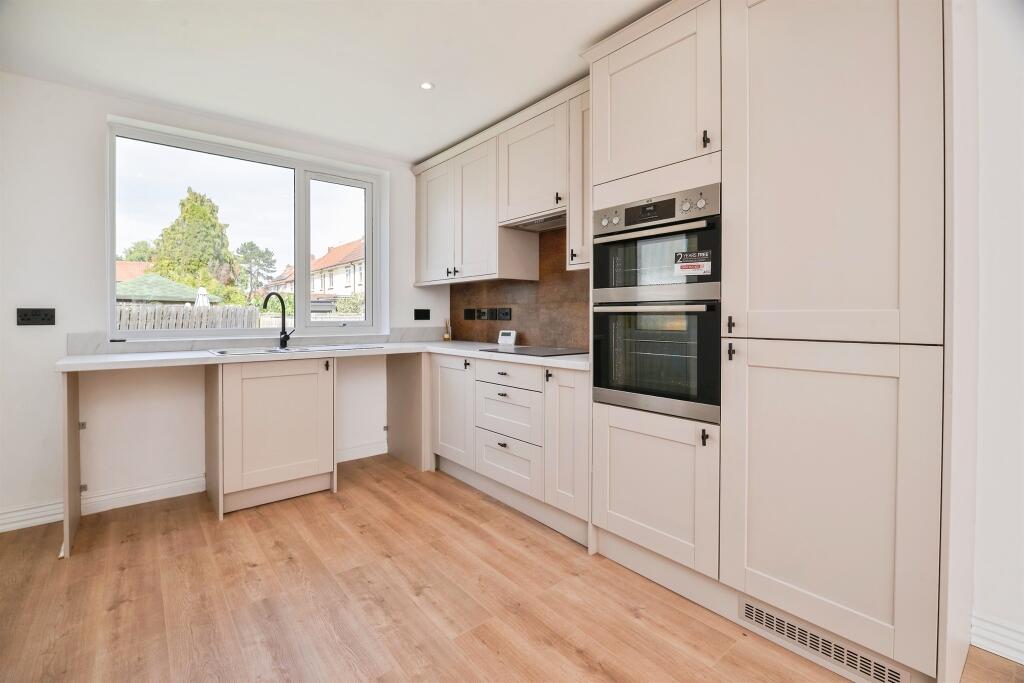 House in Stockton-on-Tees - More