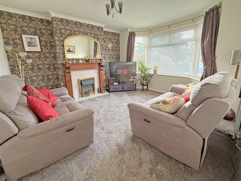 Hart Close, Hillmorton, Rugby photo 2