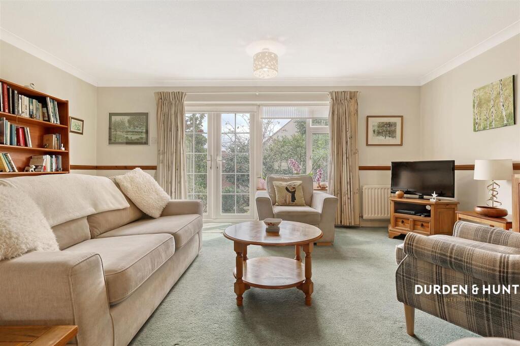 House in Epping Forest, Ongar - View 2