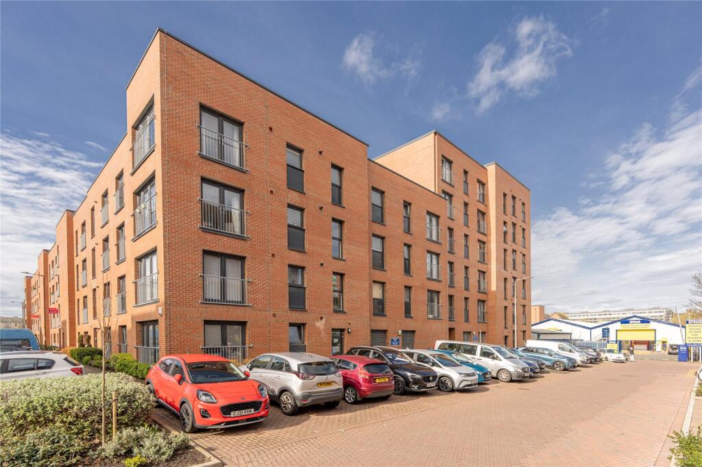 Apartment in Edinburgh, Redbraes, Leith Central