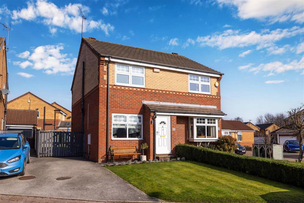 Main image of property: Hopefield Green, Rothwell, Leeds