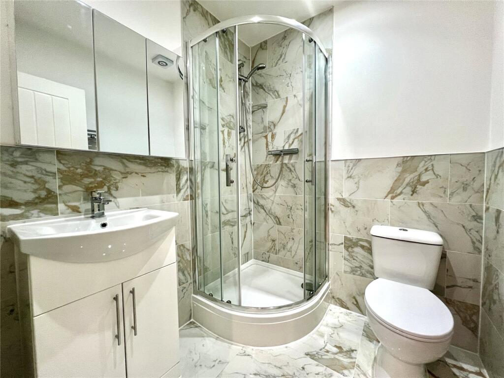 Apartment in Guildford - View 4