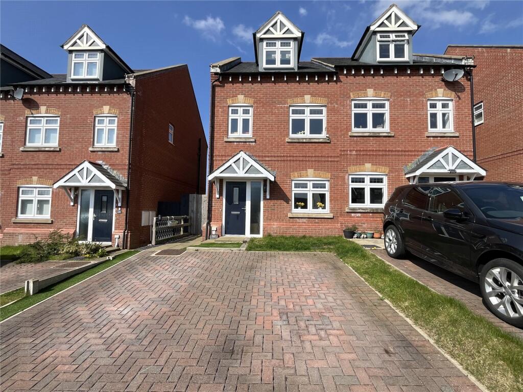 Main image of property: Gwel Y Llan, Caernarfon, Gwynedd, LL55