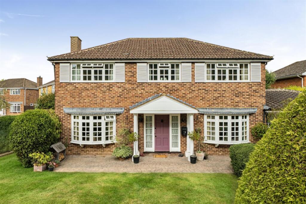 House in Wokingham, Emmbrook - View 5