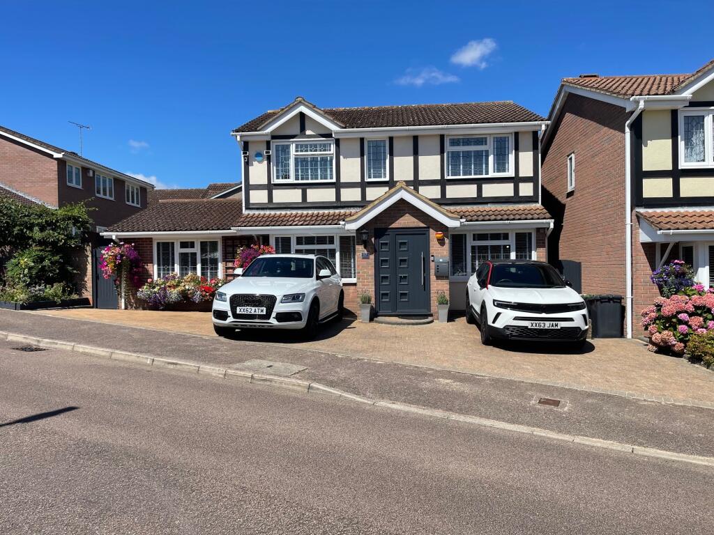 4-bed detached on Rylands Heath, Luton, £560,000