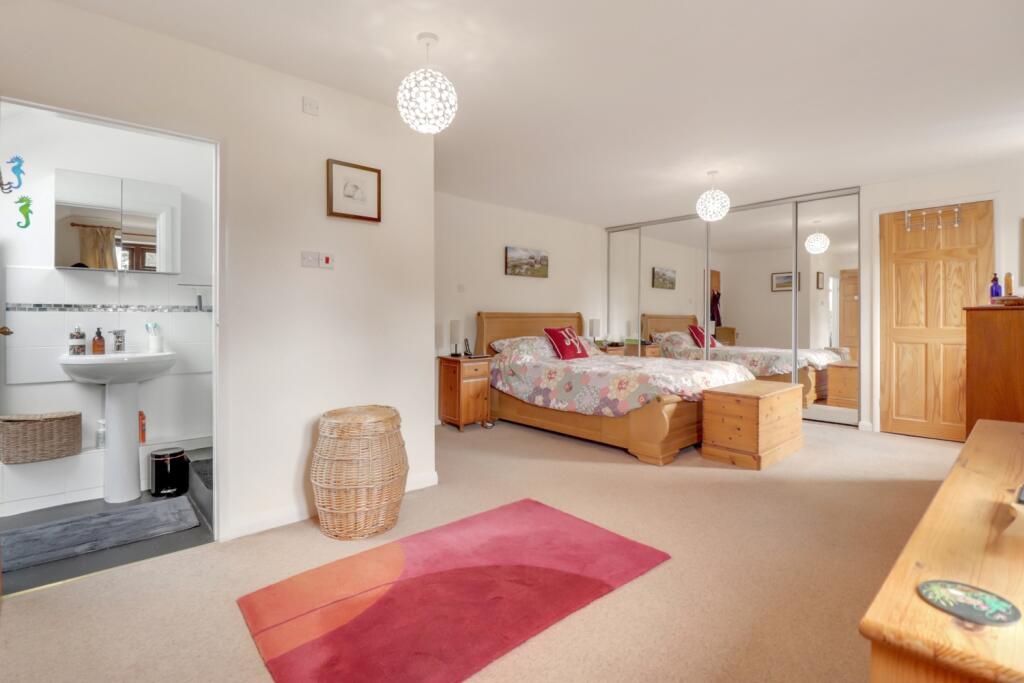 House in East Devon, Farringdon - View 5