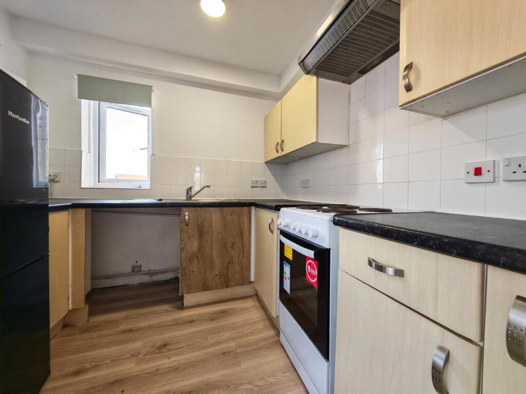 Apartment in London, Little Heath - More