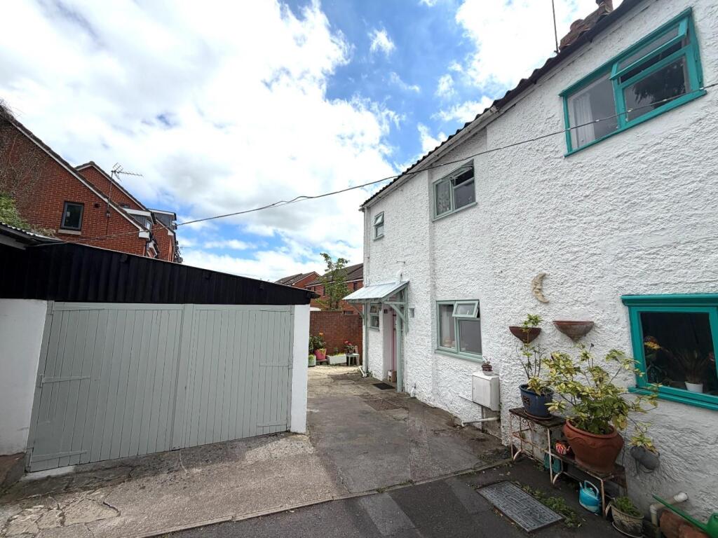 Main image of property: St. Davids Close, Glastonbury