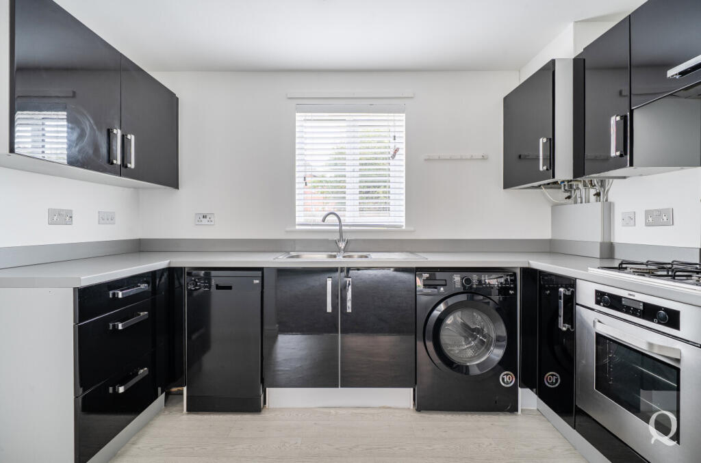 Apartment in Swale, Murston - View 2