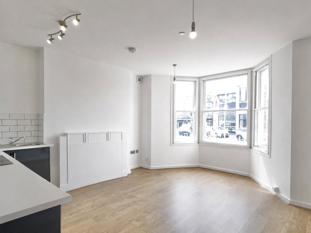 Apartment in Llandrindod - View 2