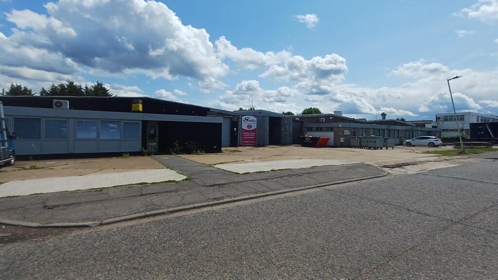 Main image of property: Units 5 & 6, Robert Way, Wickford Business Park, Wickford, Essex, SS11